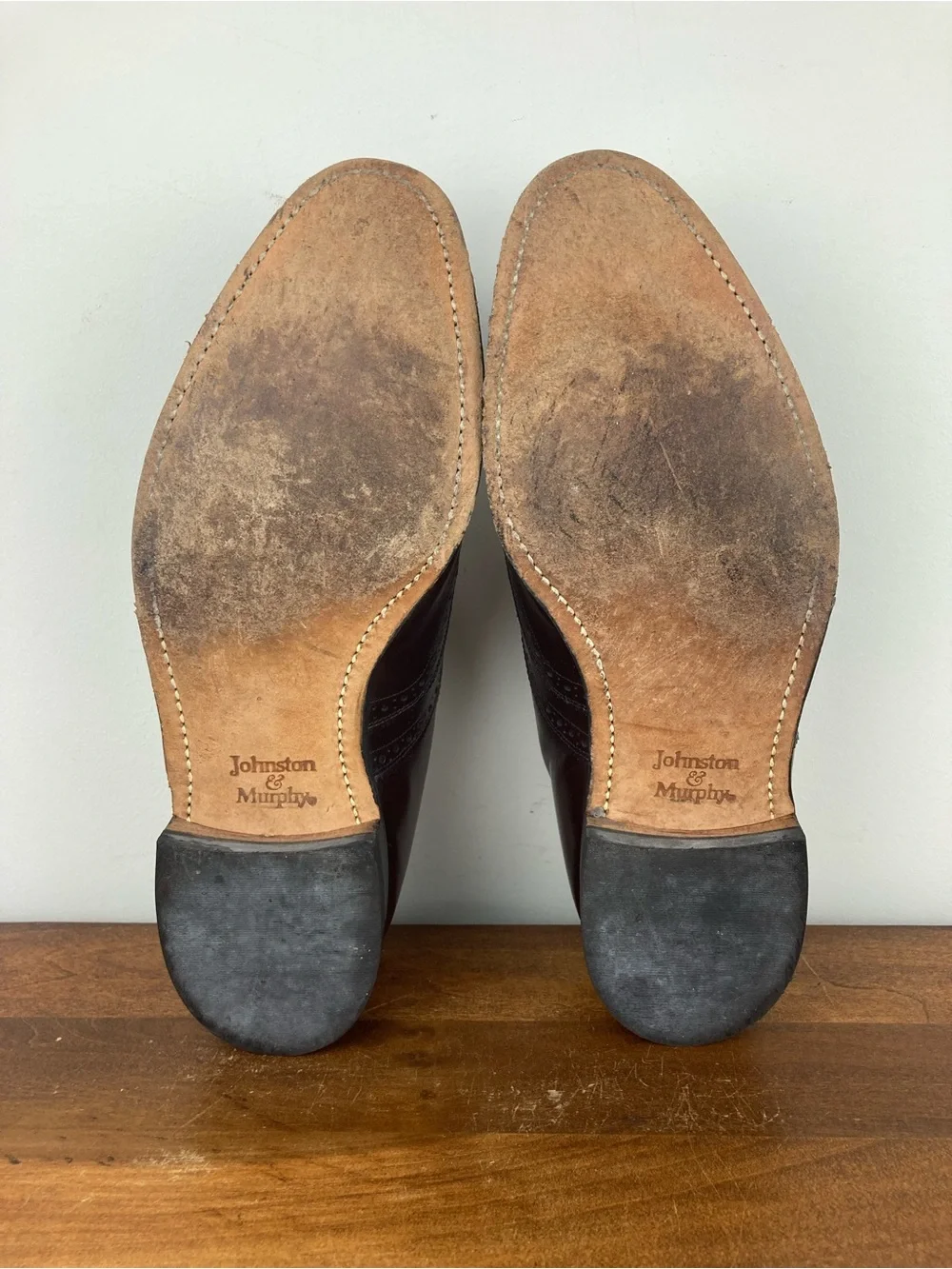 Johnston & Murphy Burgundy Wingtip Dress Shoes Men’s 10.5D Vintage Made in USA.
